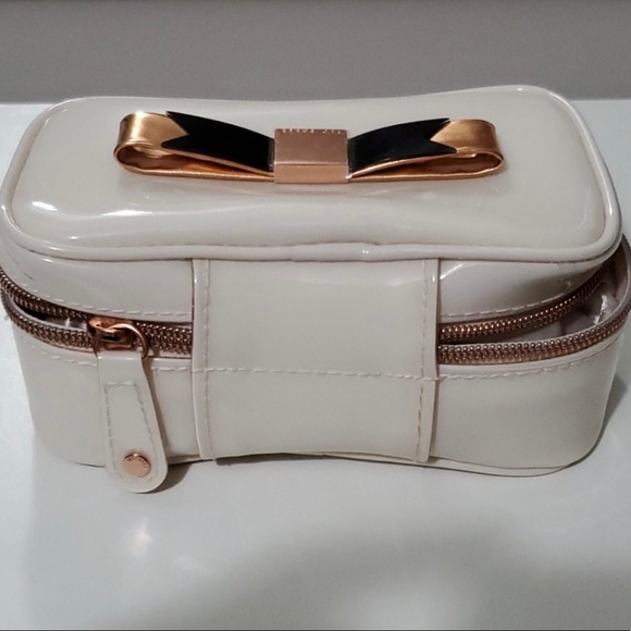 Ted Baker Jewelry Case - Picture 2 of 8